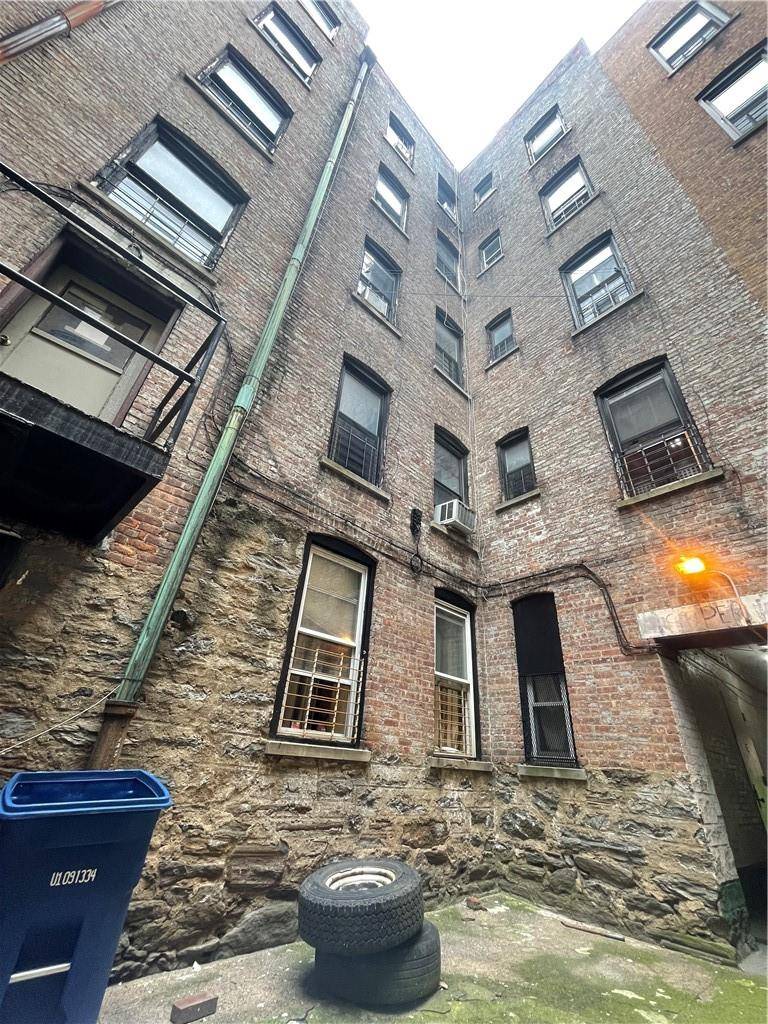 Bronx, NY 10452,958 Anderson AVE