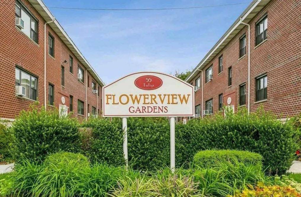 Floral Park, NY 11001,55 Tulip AVE #Building 2 Apt 7