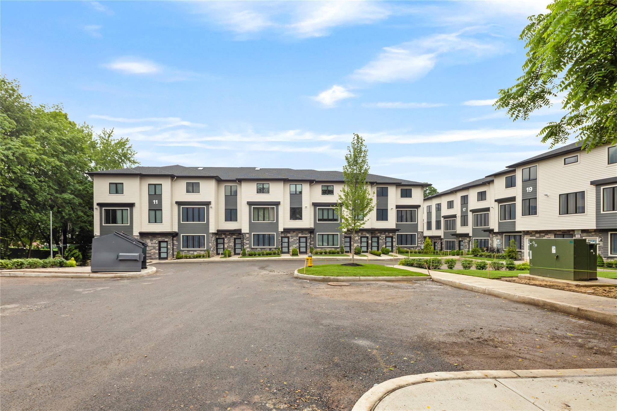 Spring Valley, NY 10977,17 Lazer CT #103