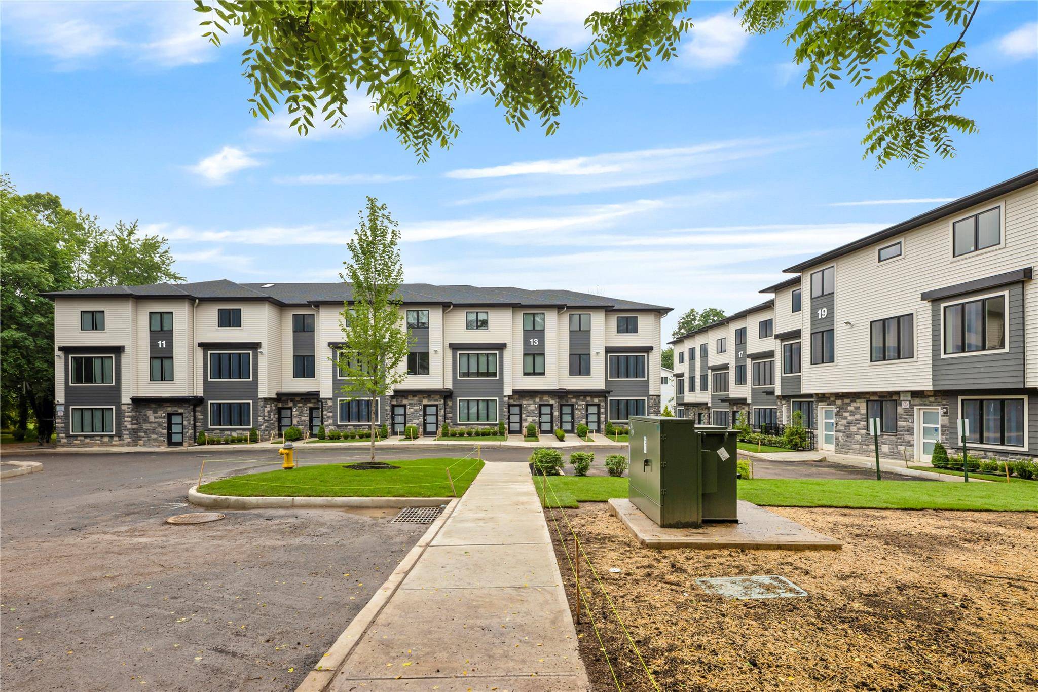 Spring Valley, NY 10977,17 Lazer CT #203