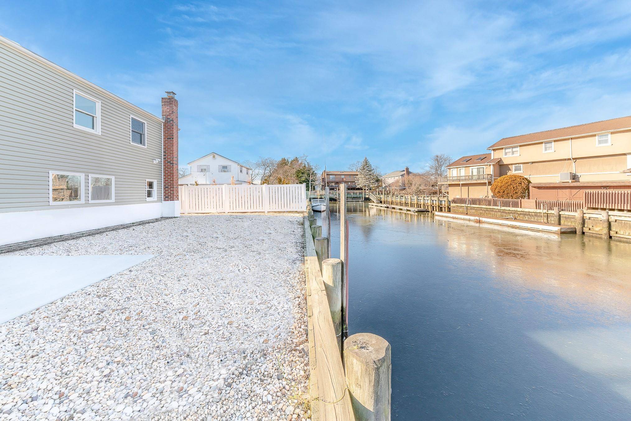Bellmore, NY 11710,2337 Bay ST