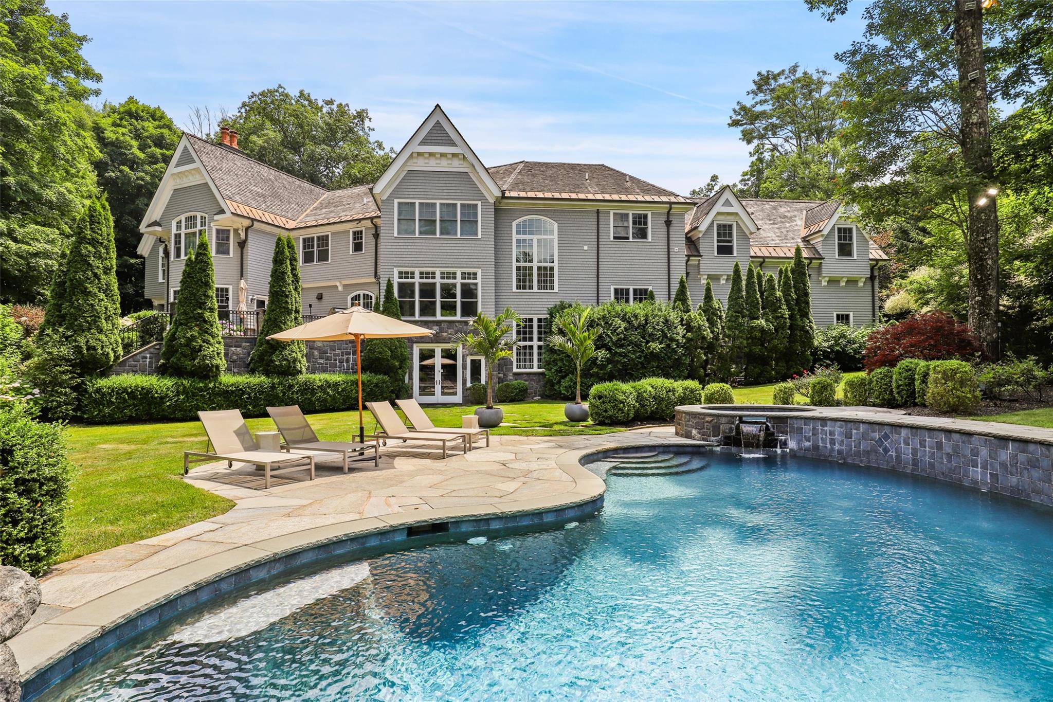 Armonk, NY 10504,2 Terrace CIR