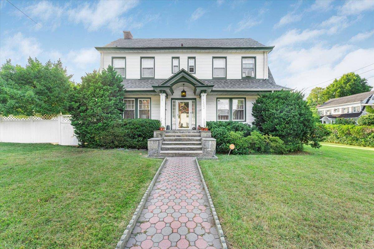Mount Vernon, NY 10552,332 Hawthorne TER