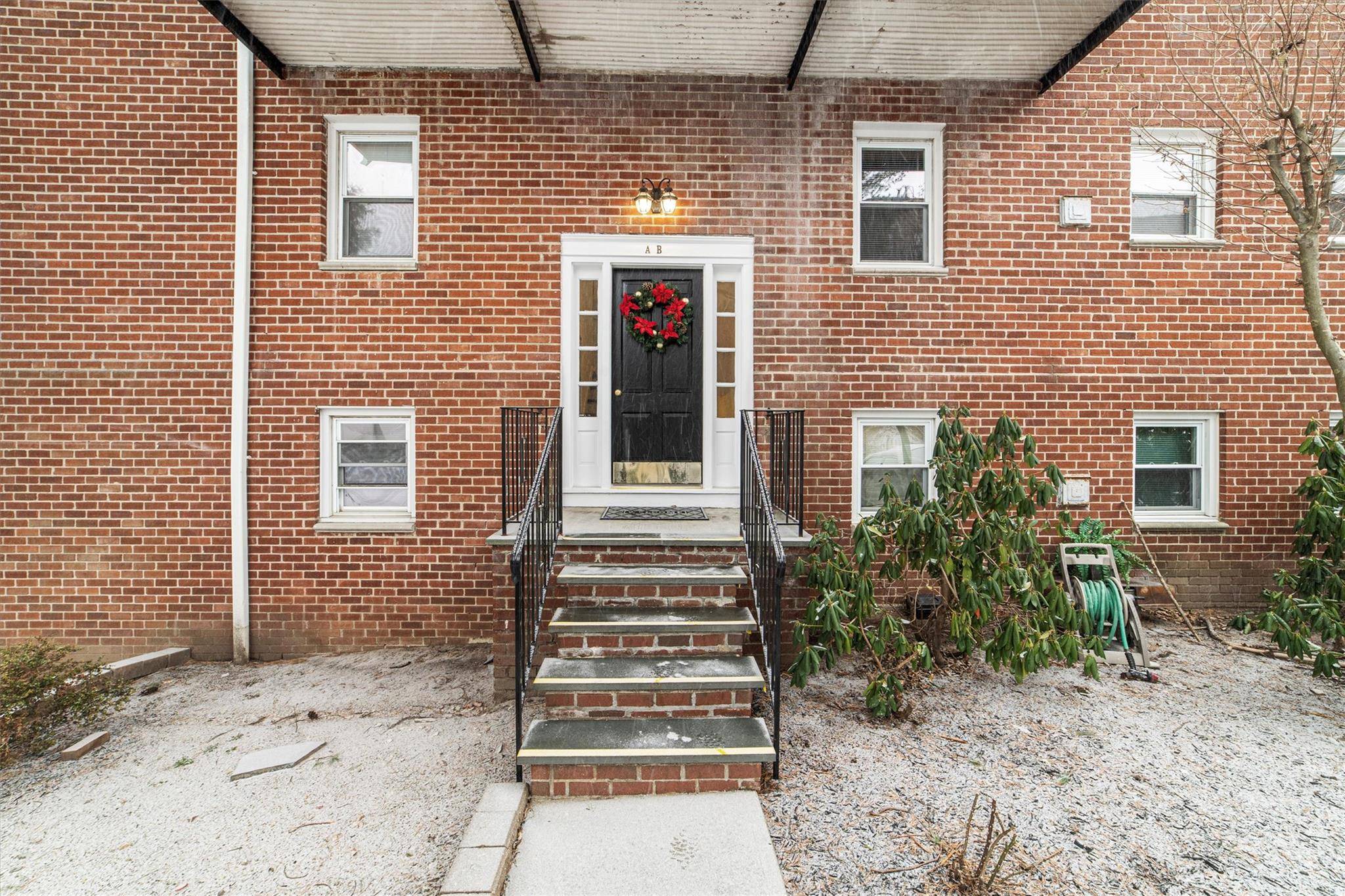 Mount Kisco, NY 10549,28 Barker ST #A2