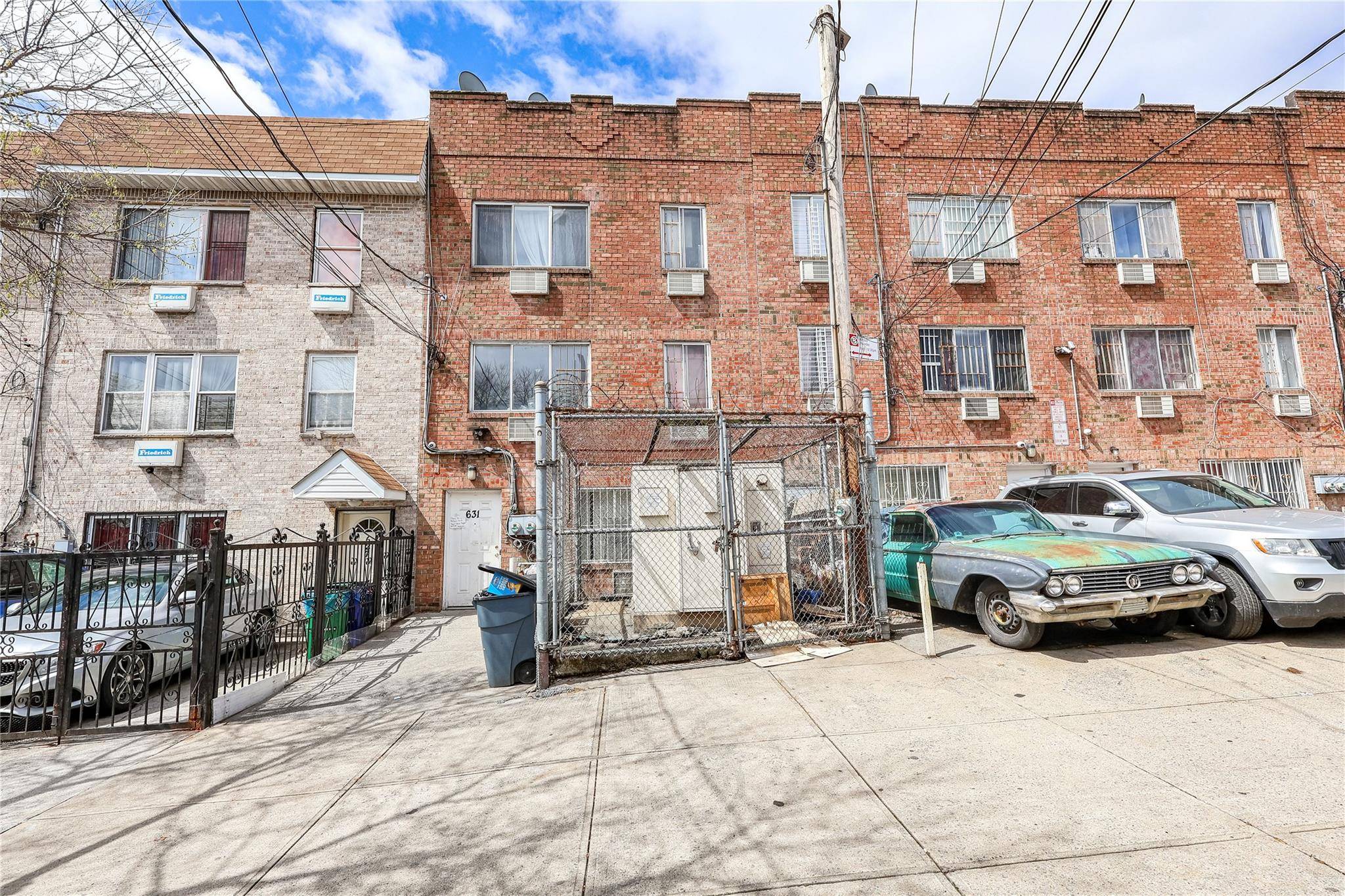 Bronx, NY 10474,631 Coster ST