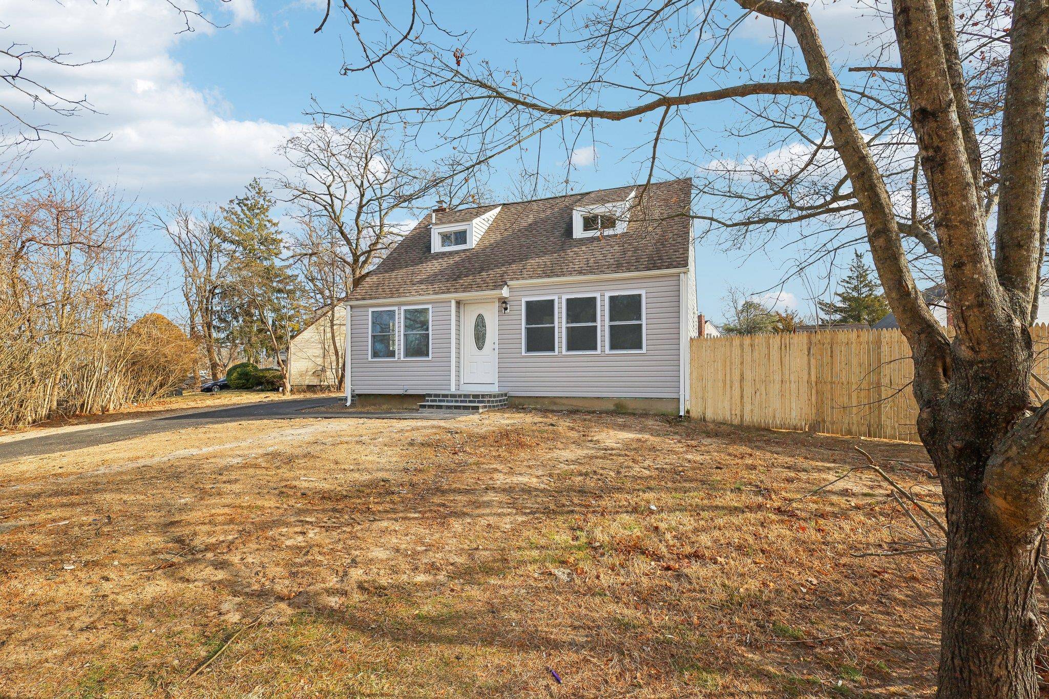 Central Islip, NY 11722,22 Satinwood ST