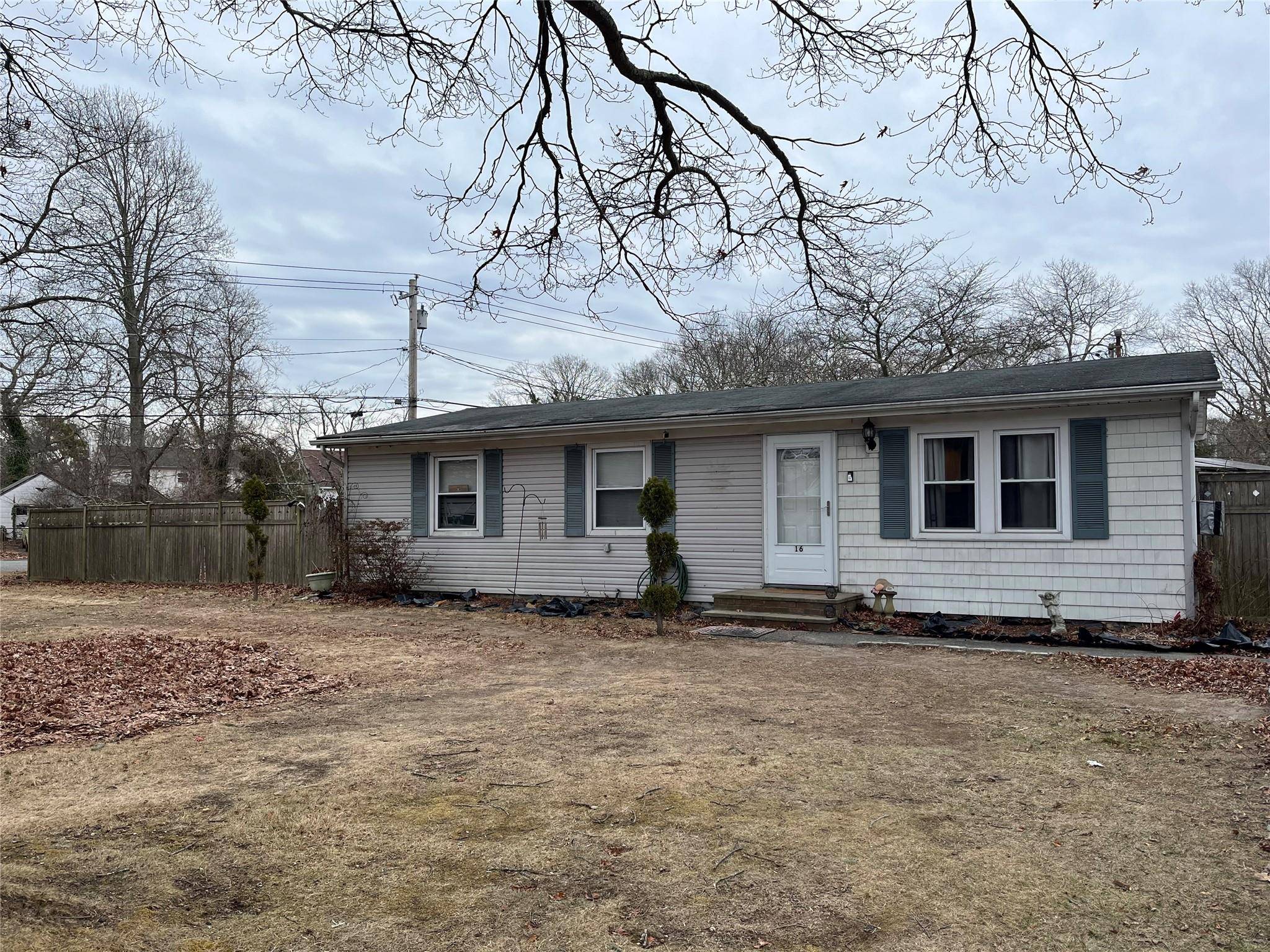 Shirley, NY 11967,16 Sagewood DR