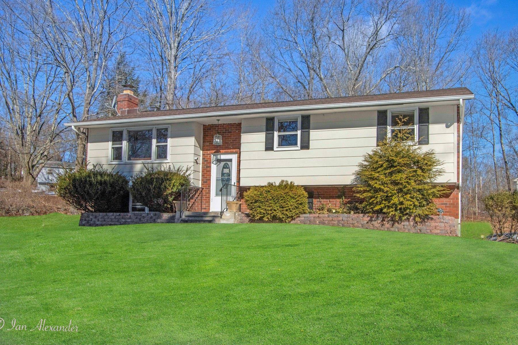 Wallkill, NY 12589,19 East RD