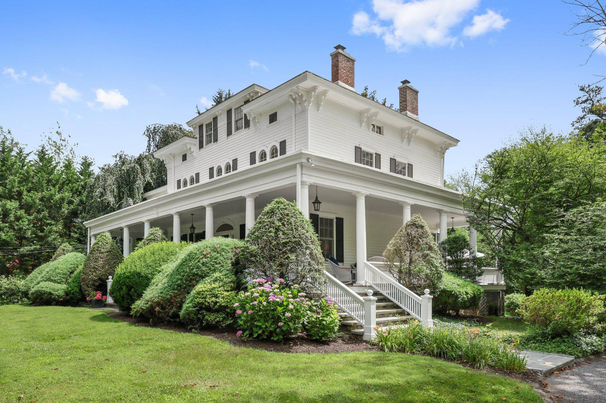 Harrison, NY 10528,570 North ST