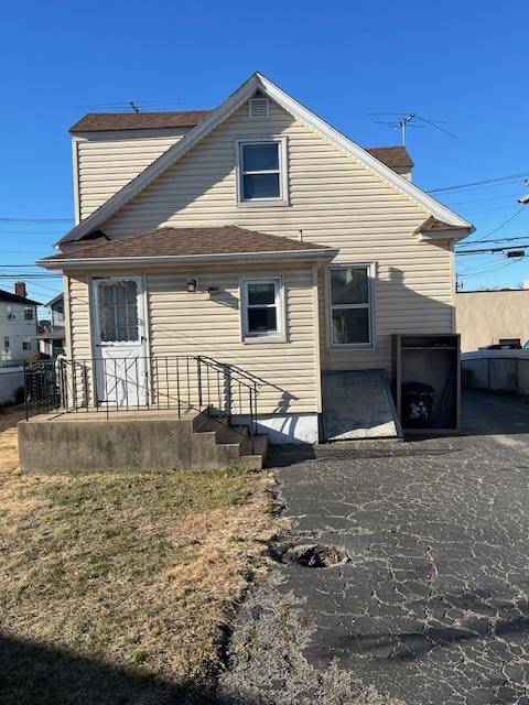 New Hyde Park, NY 11040,6 3rd AVE