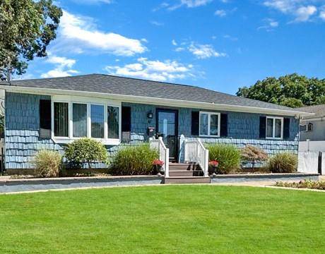 Deer Park, NY 11729,61 Glasgow AVE