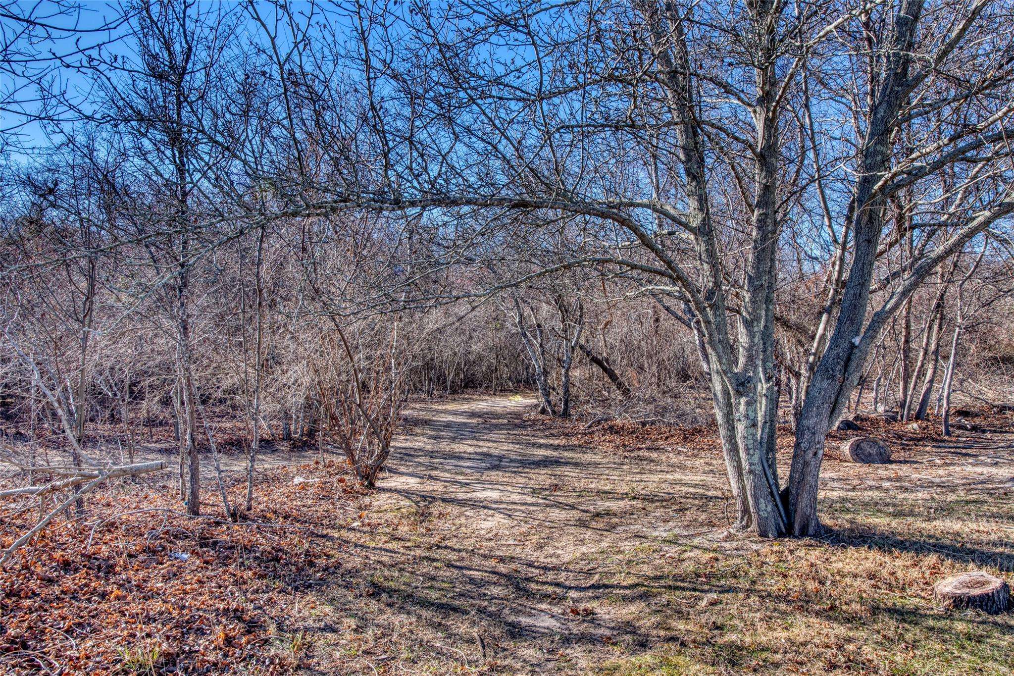 Calverton, NY 11933,2183 Osborn AVE