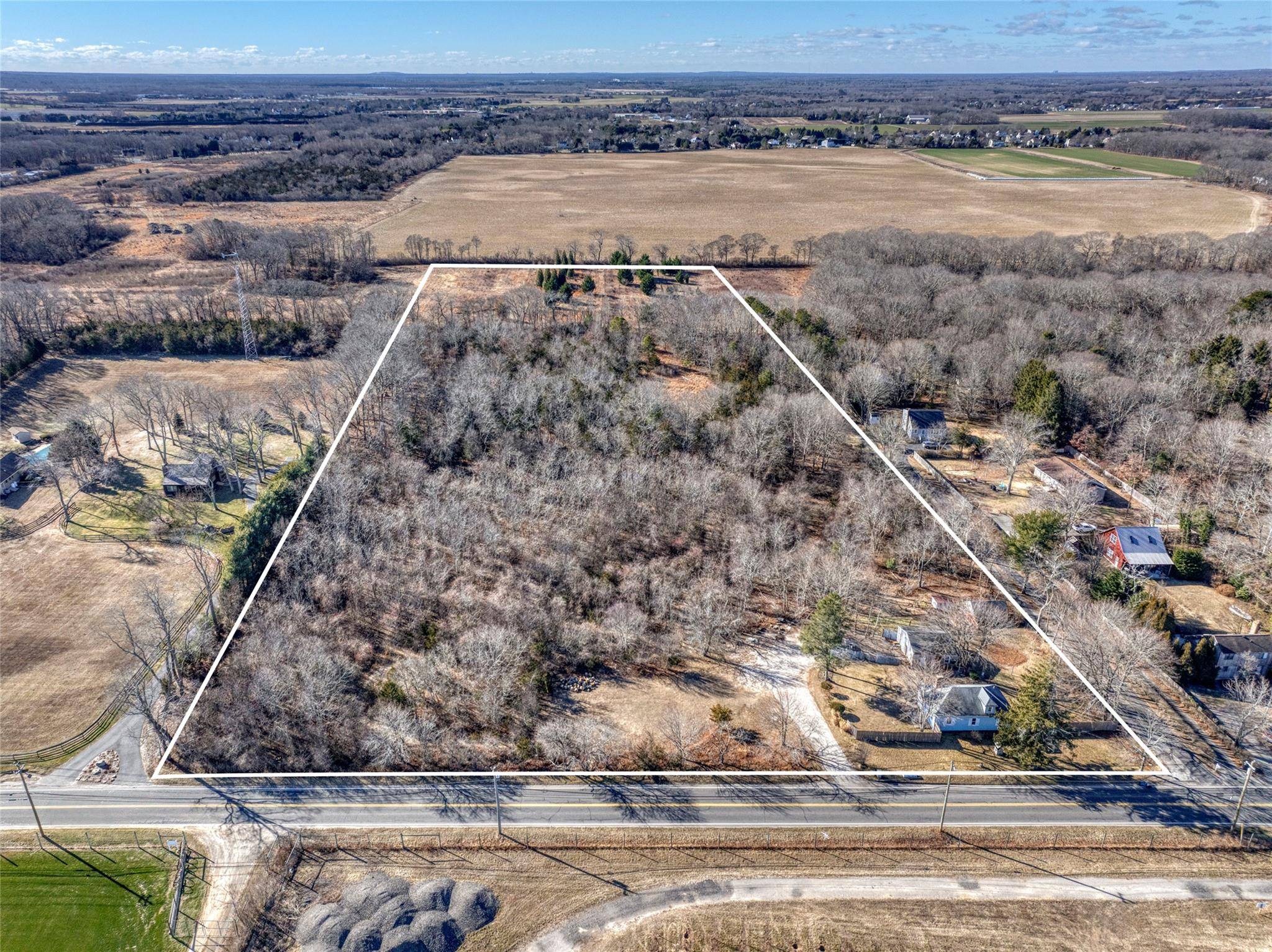 Calverton, NY 11933,2183 Osborn AVE