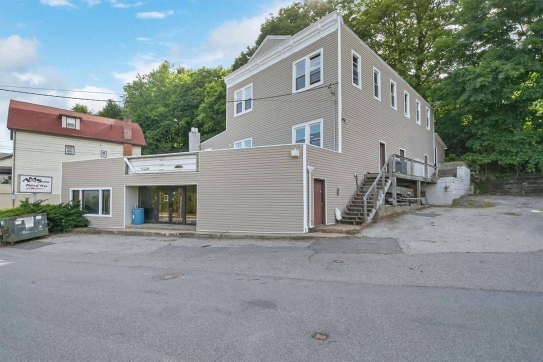 Thornwood, NY 10594,45 Columbia AVE