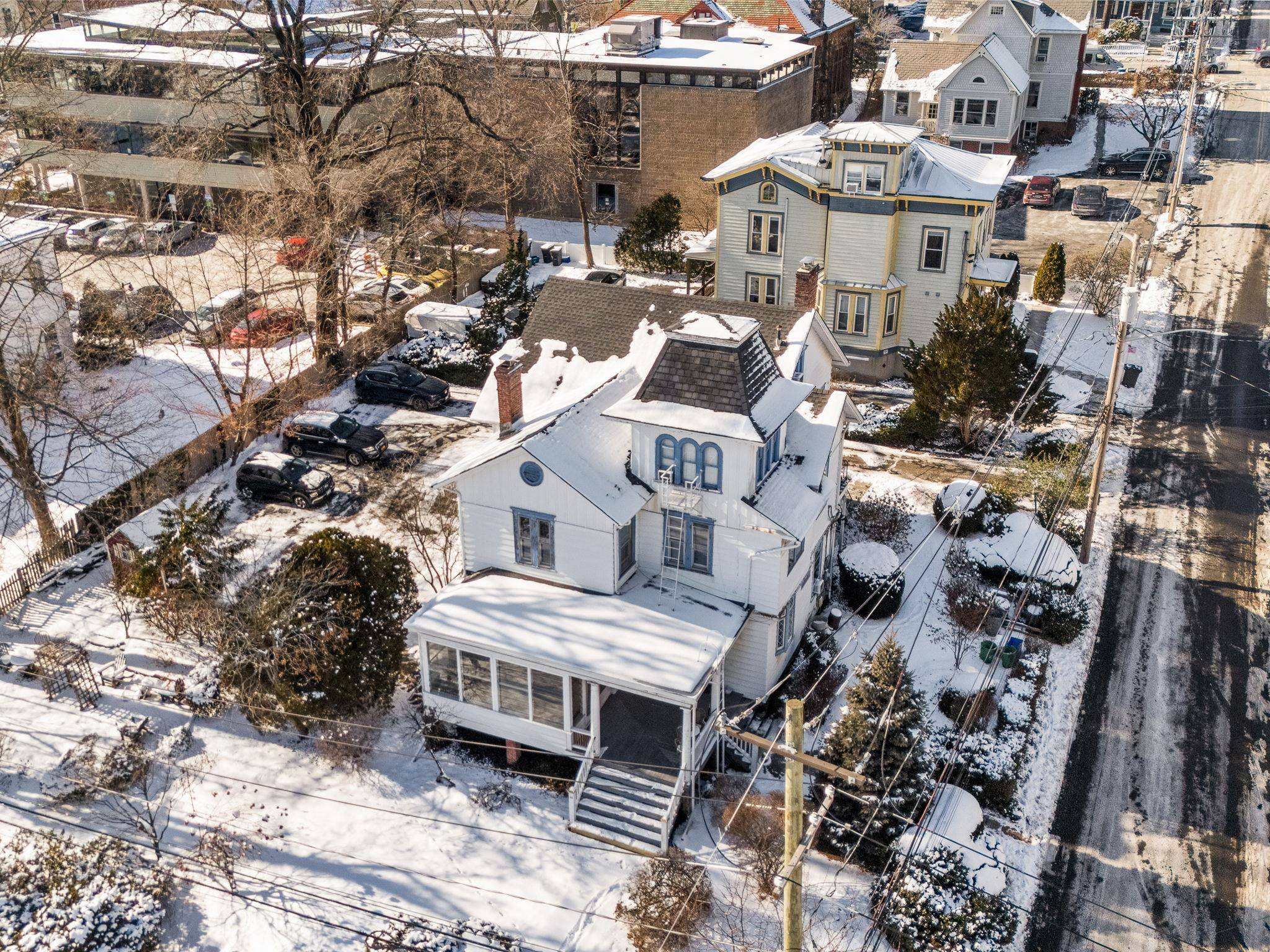 Nyack, NY 10960,48 Piermont AVE