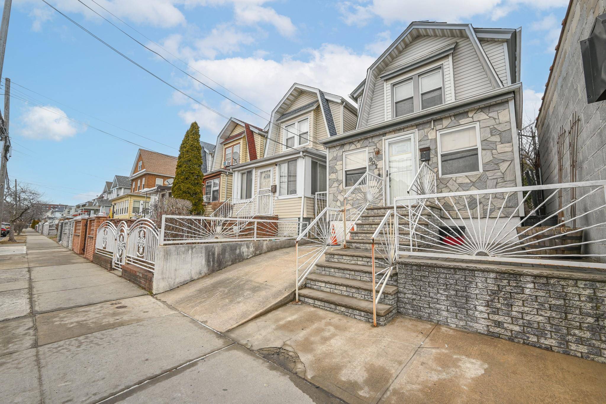 Jamaica, NY 11432,9071 178th ST