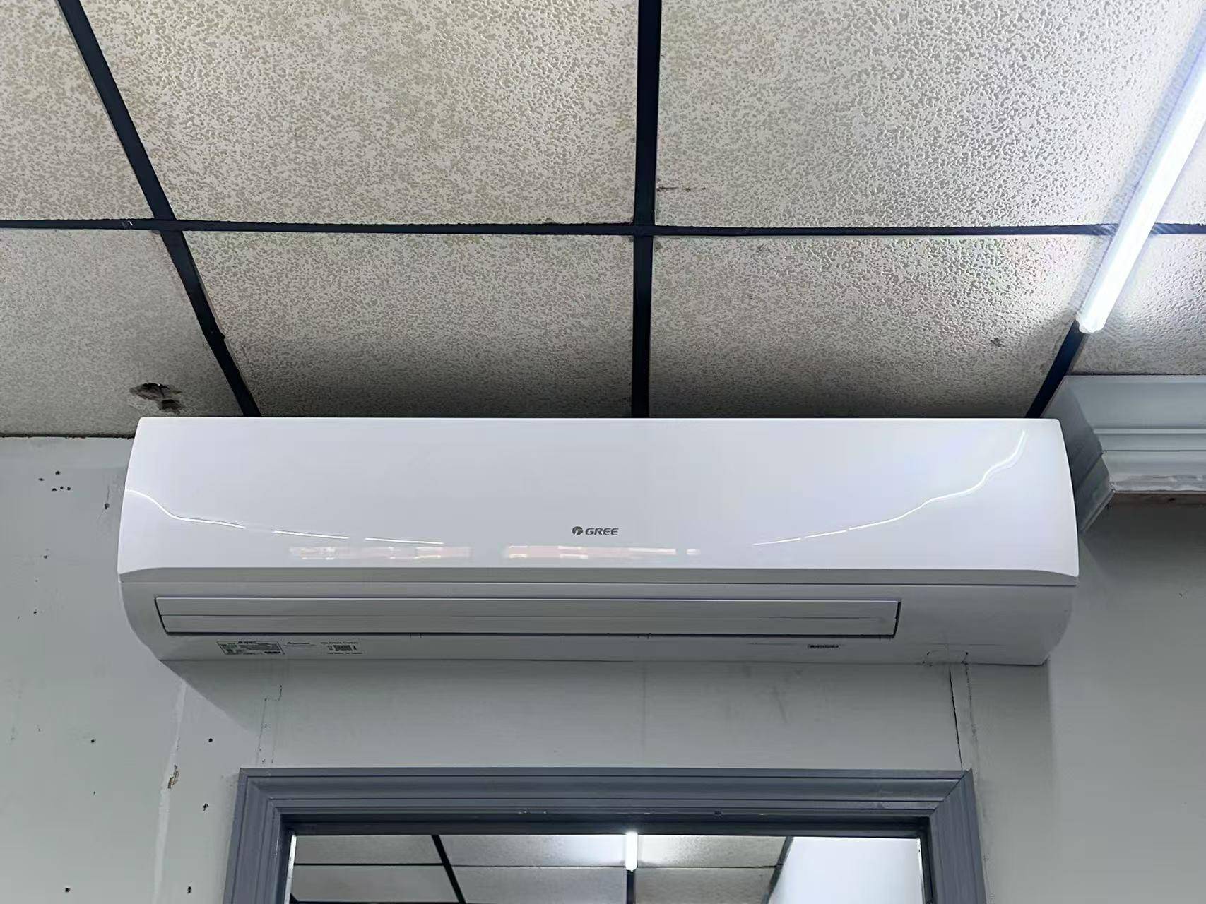 Flushing, NY 11355,43-06 Main ST #3FL