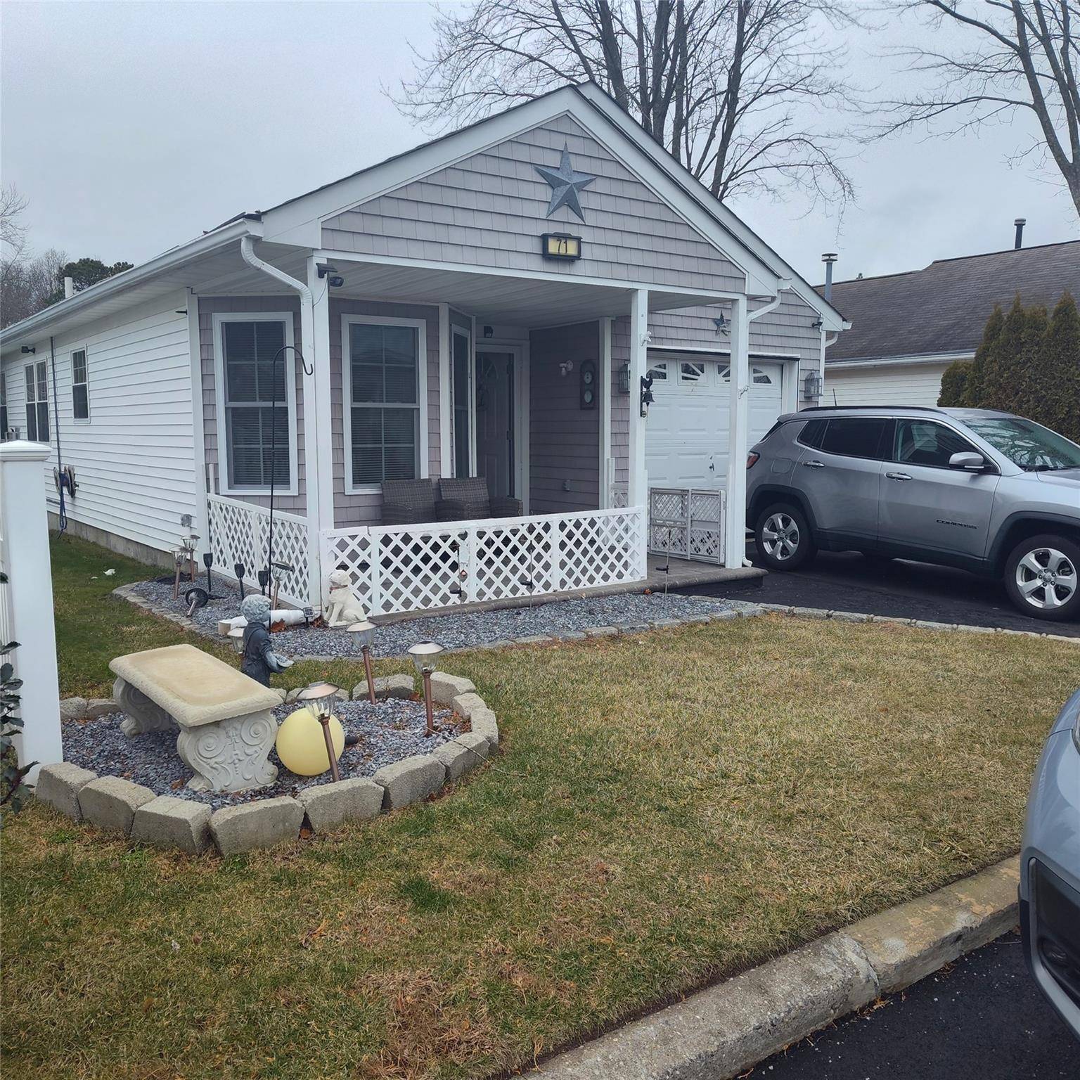 Manorville, NY 11949,71 Dogwood LN