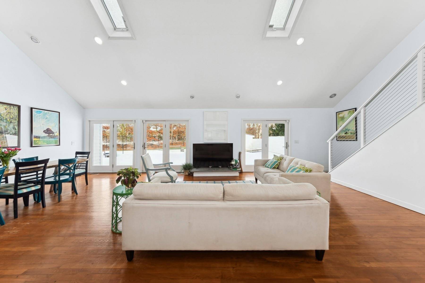 Quogue, NY 11959,11 Midhampton CT