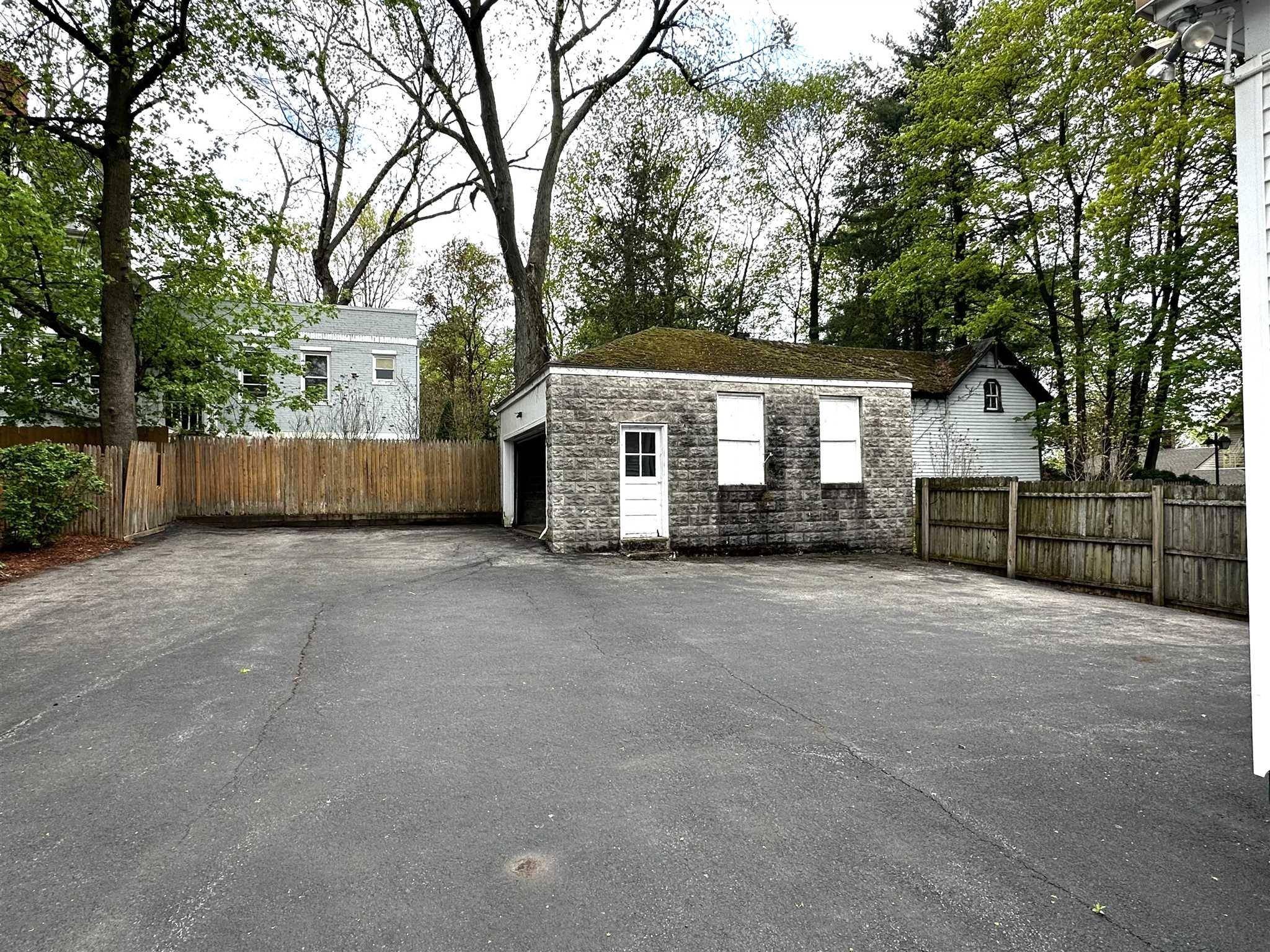 Poughkeepsie, NY 12601,59 Montgomery ST