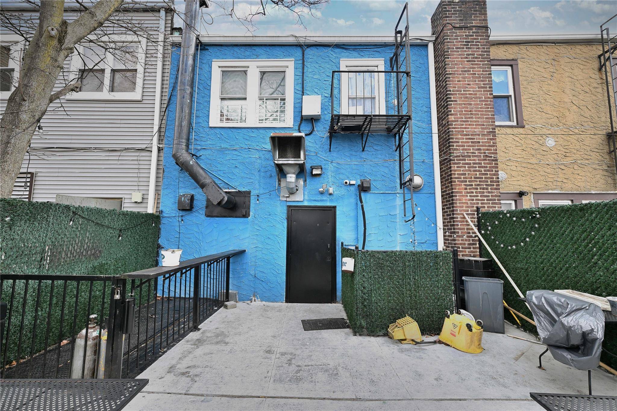 Oceanside, NY 11572,3116-3118 Long Beach RD