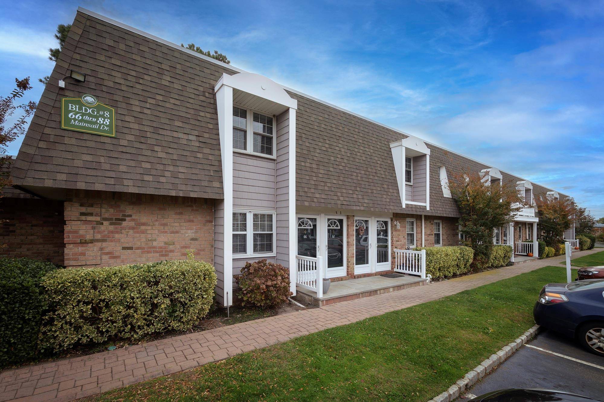 Patchogue, NY 11772,60 starboard LN #3-58