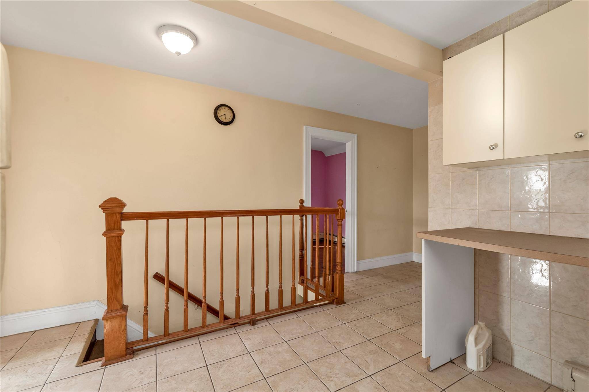 Floral Park, NY 11001,222 Lowell AVE