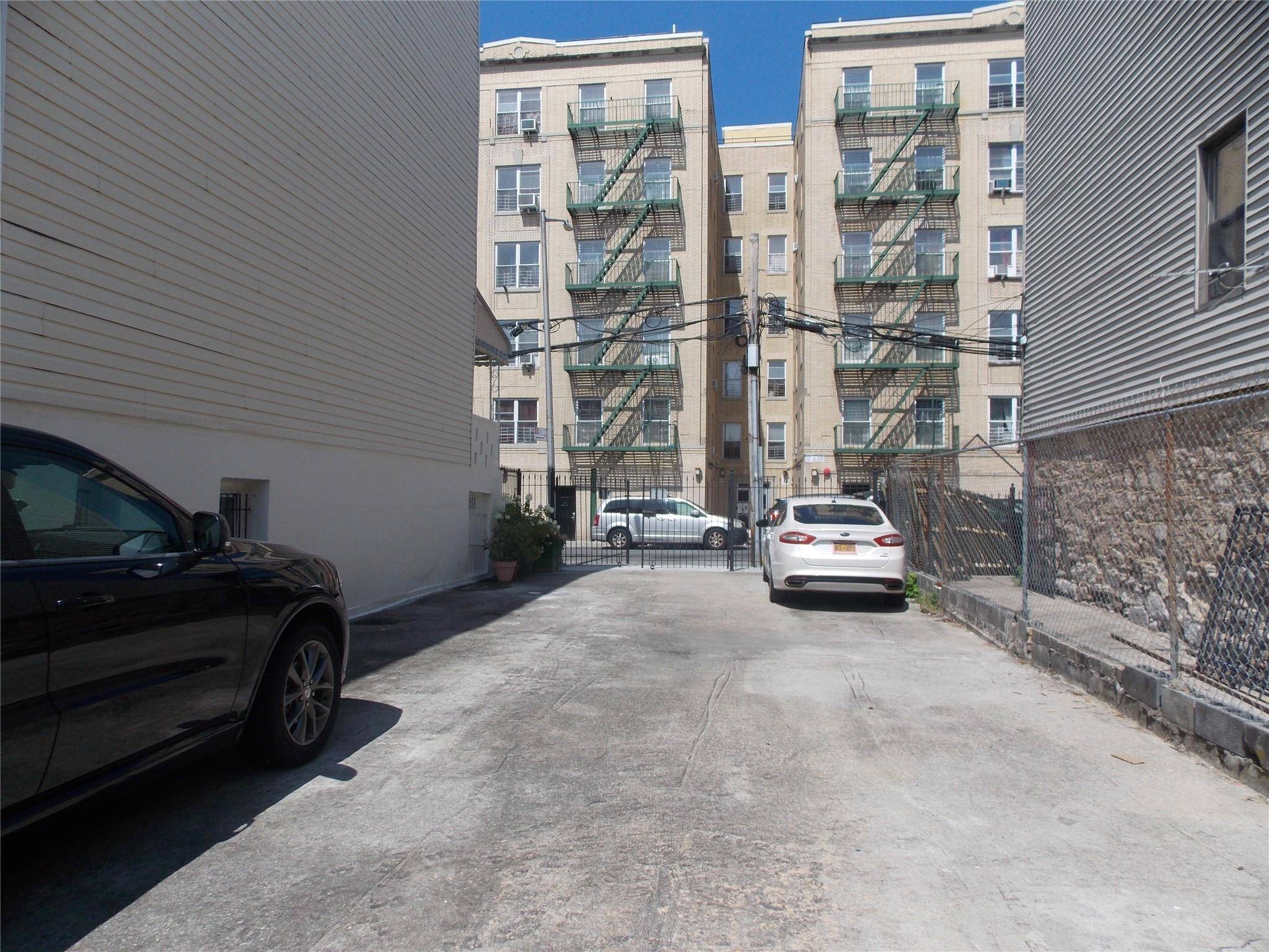 Bronx, NY 10456,770 Jackson Ave.