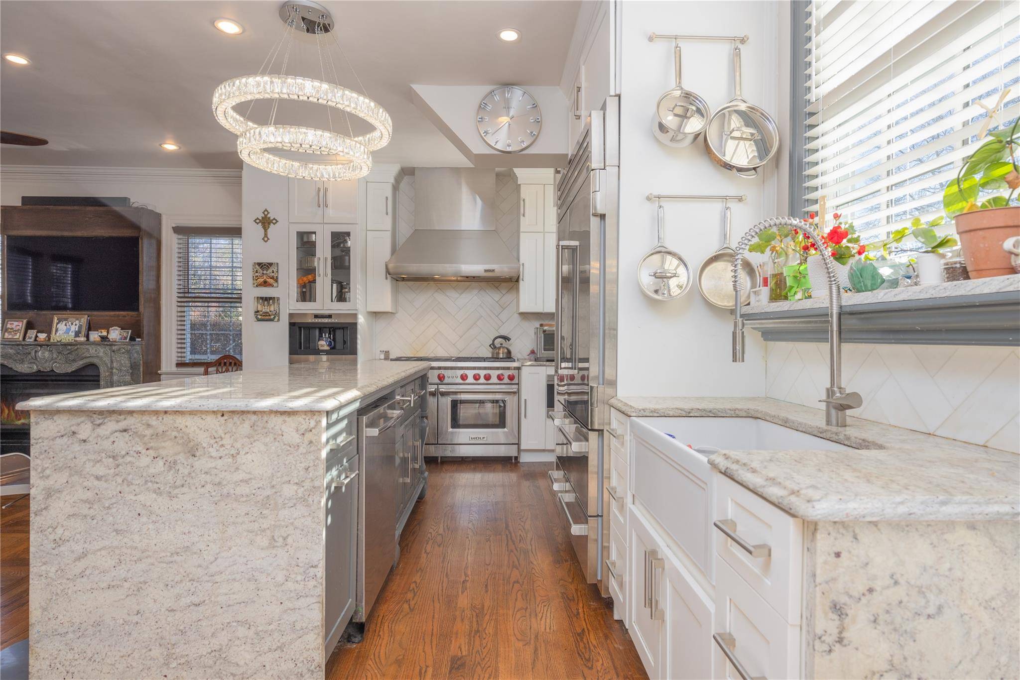 Eastchester, NY 10709,32 Deerfield AVE