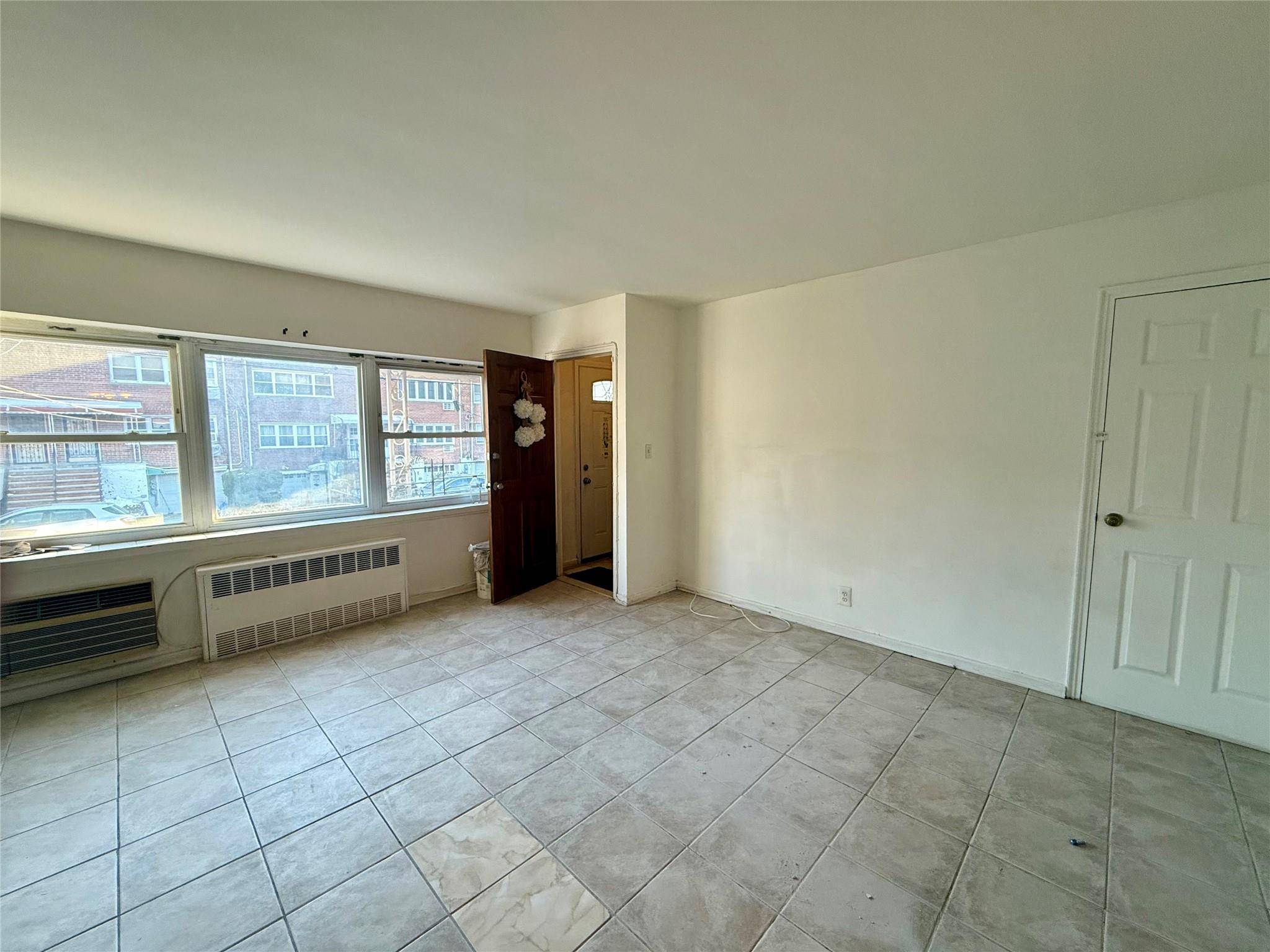 Woodhaven, NY 11421,74-17 85 DR #2