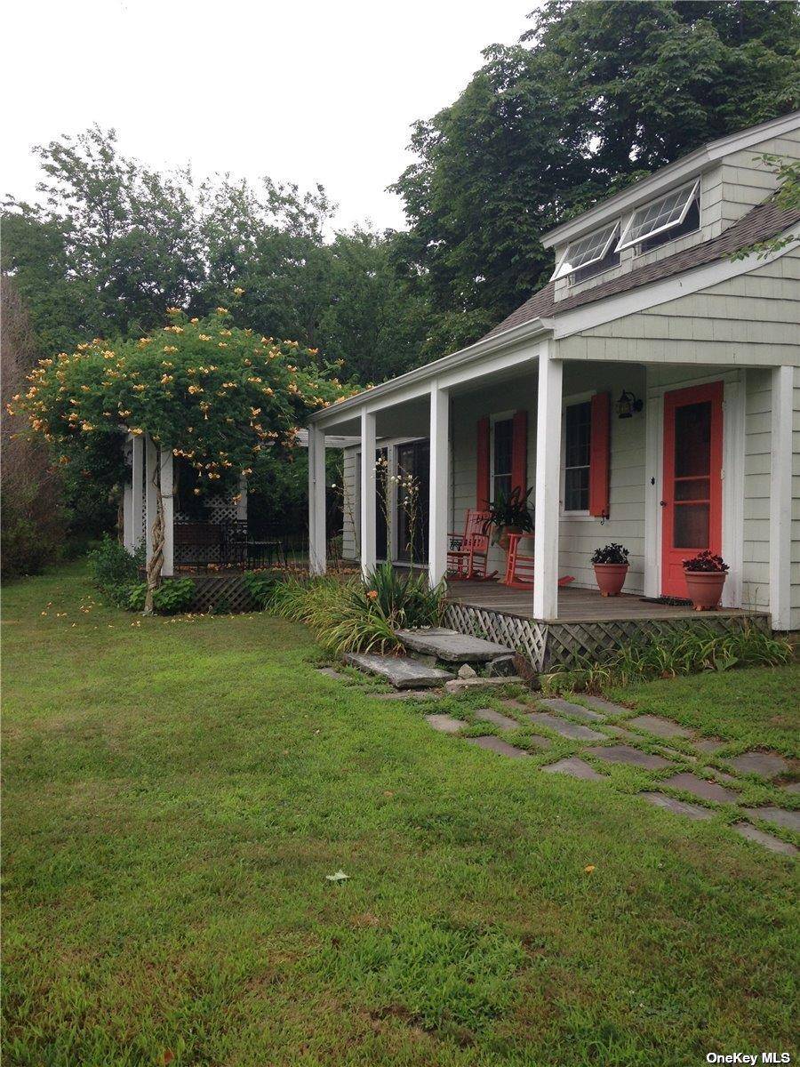 Greenport, NY 11944,165 Sterling ST