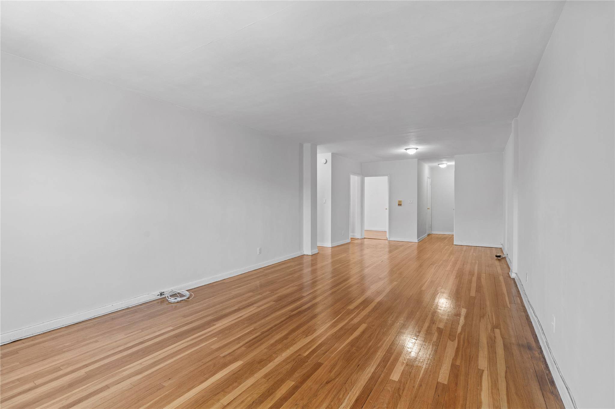 Bronxville, NY 10708,1 Vincent RD #4C