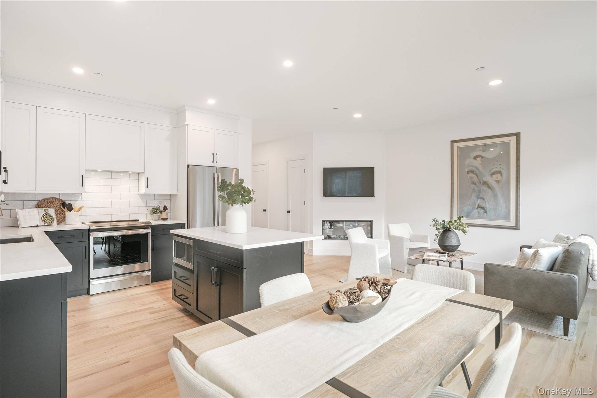 Yorktown Heights, NY 10598,2040 Crompond RD #14