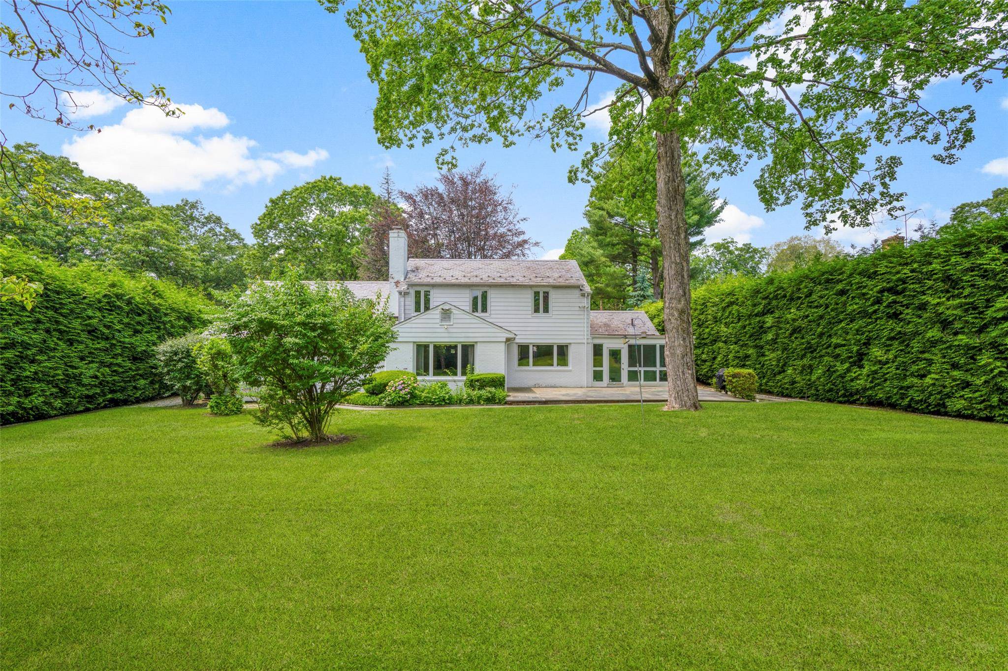 Scarsdale, NY 10583,18 Kent RD