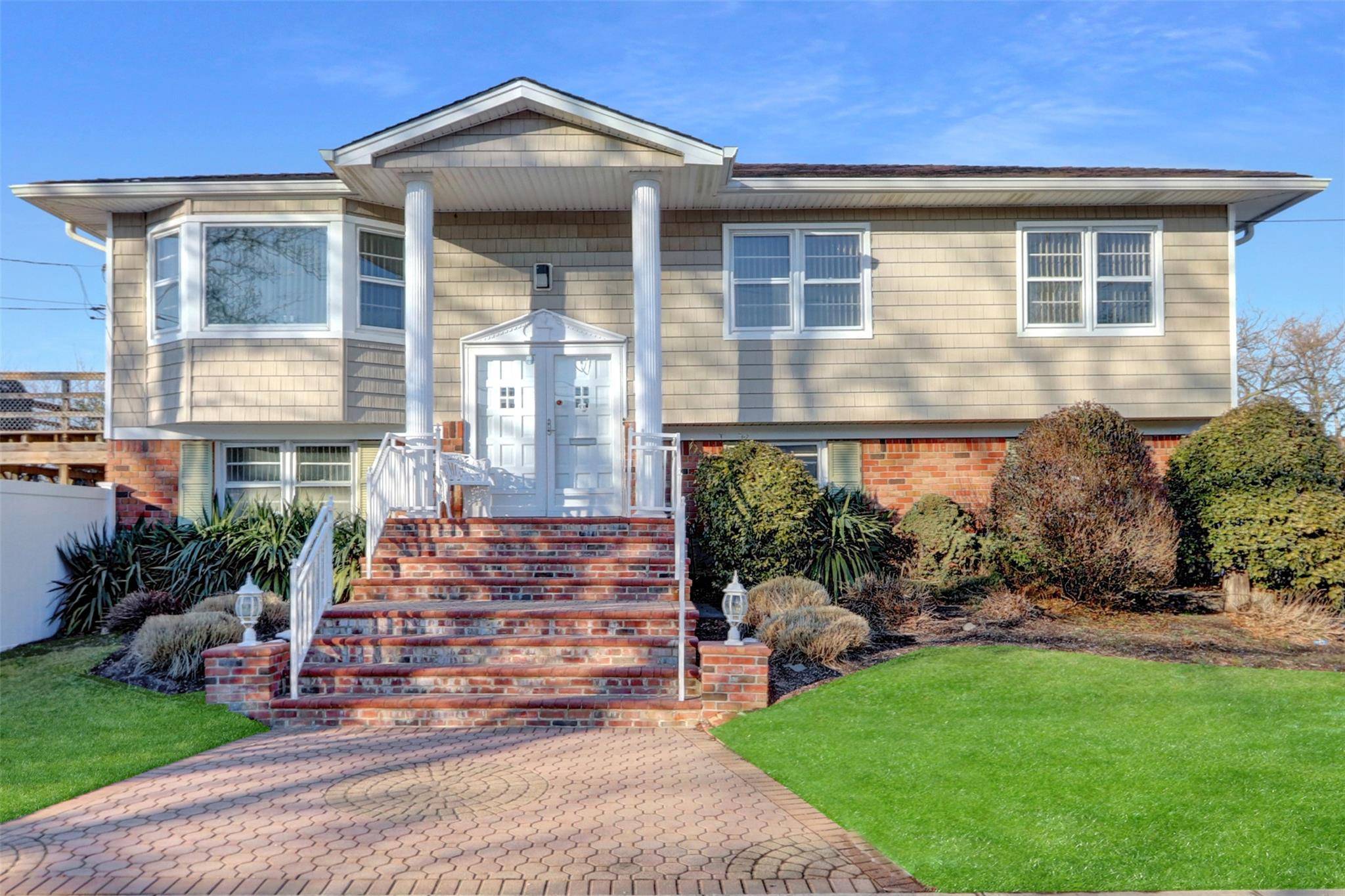 Lido Beach, NY 11561,119 Ivy LN