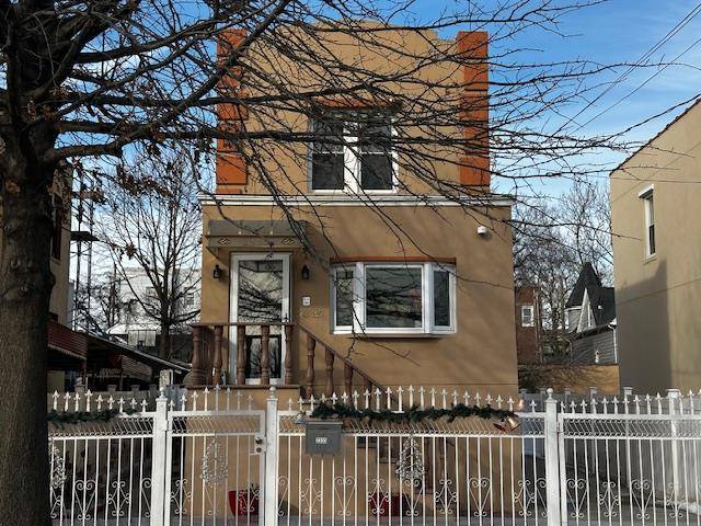 Bronx, NY 10473,2335 Hermany AVE