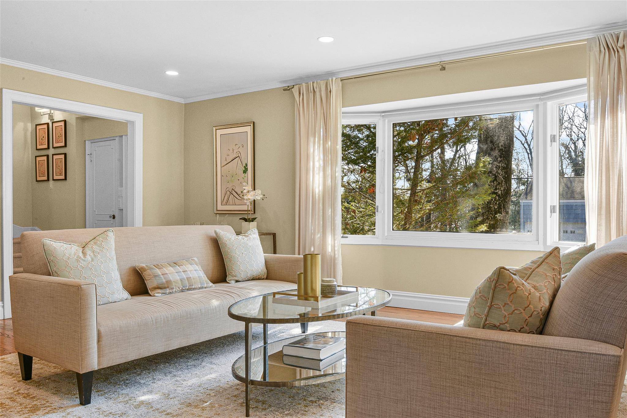 Scarsdale, NY 10583,25 Myrtledale RD