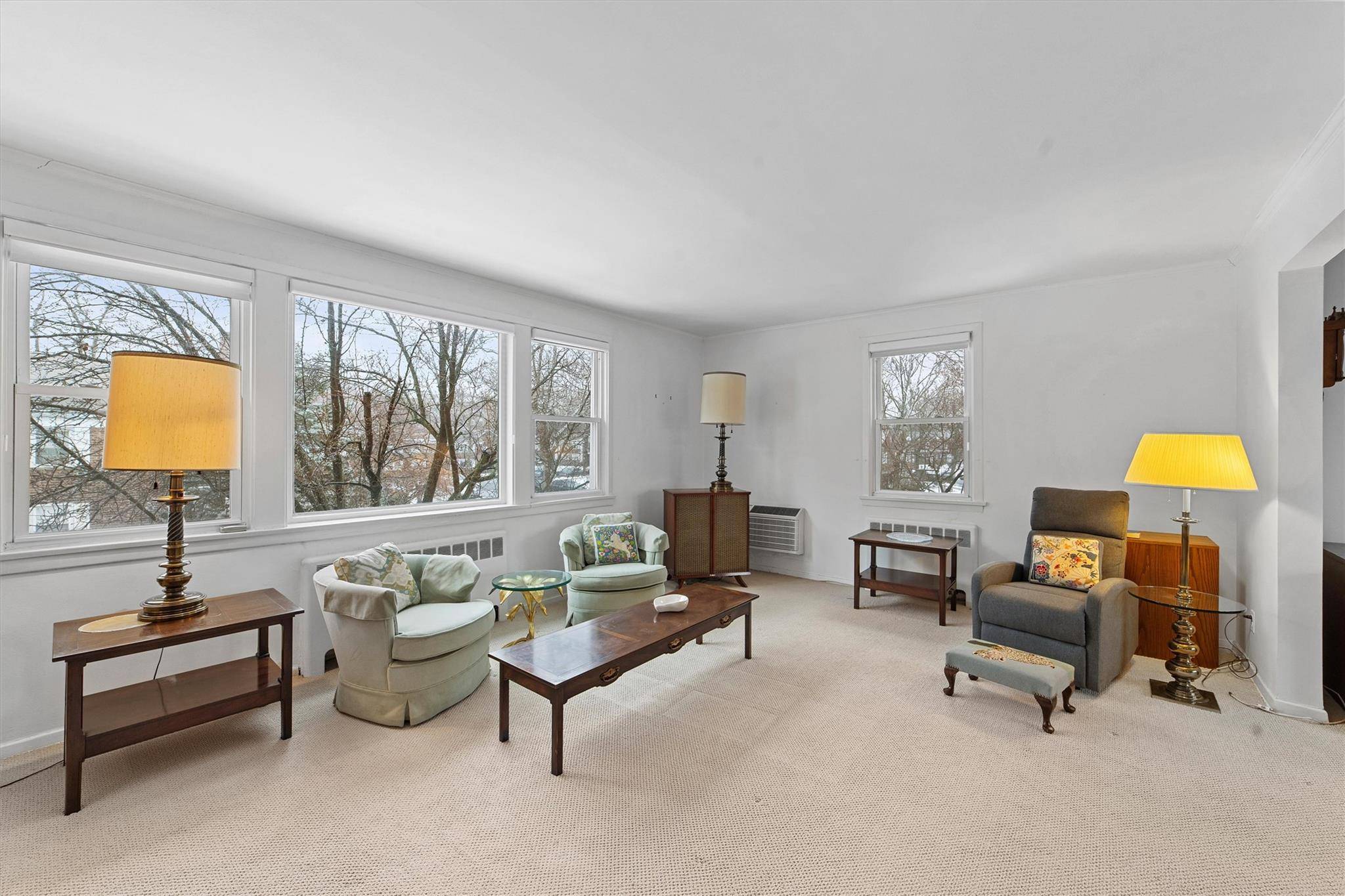 Bronxville, NY 10708,69 Lawrence Park Crescent #69