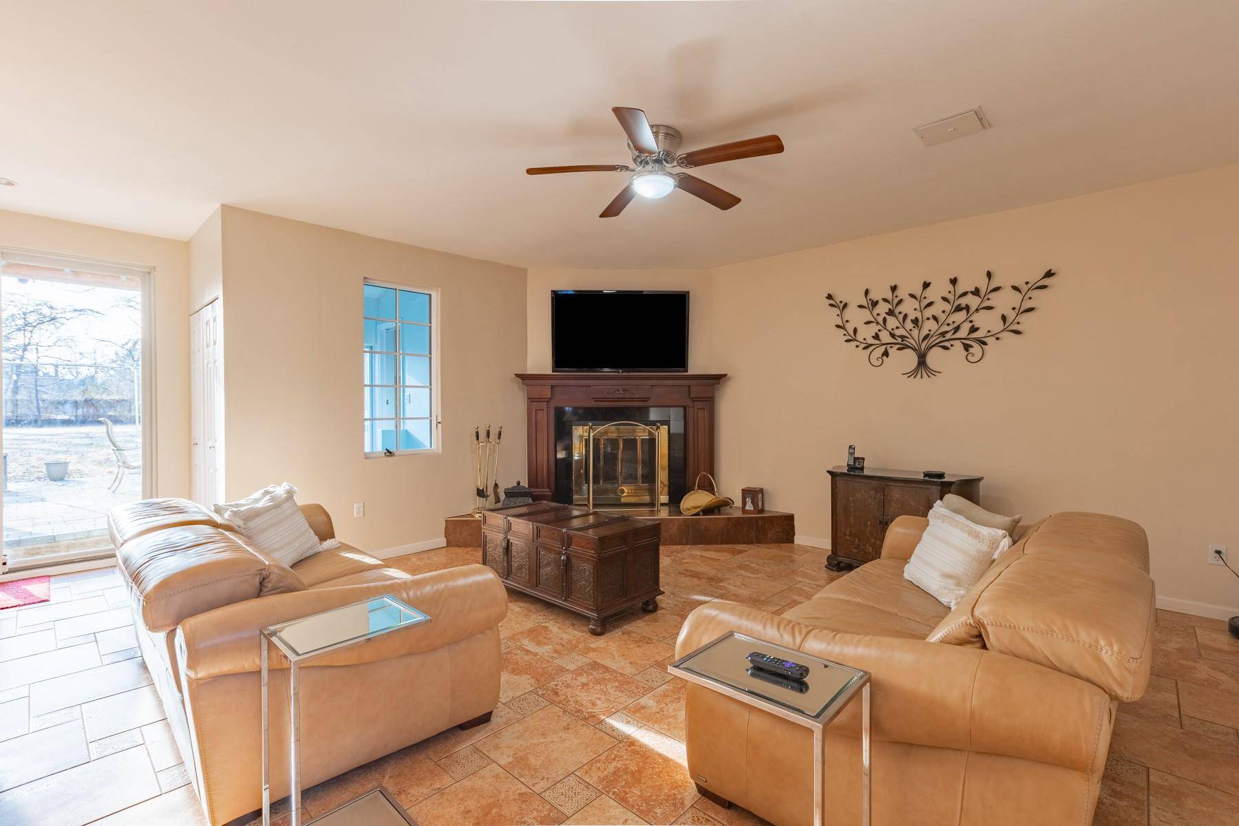Dix Hills, NY 11746,1076 Westminster AVE