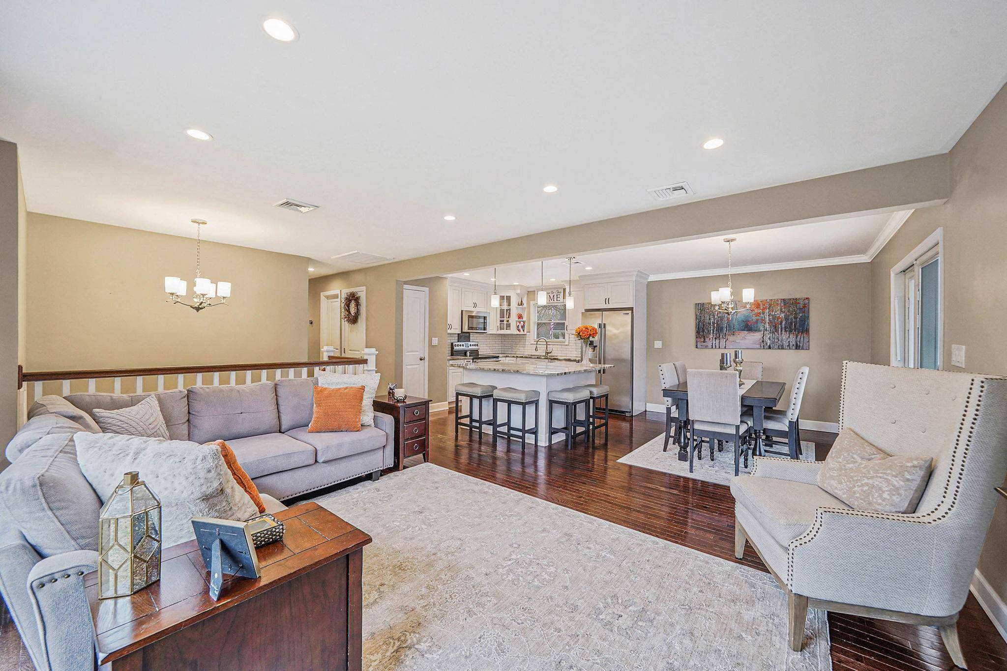 Smithtown, NY 11787,2 Argyle PL