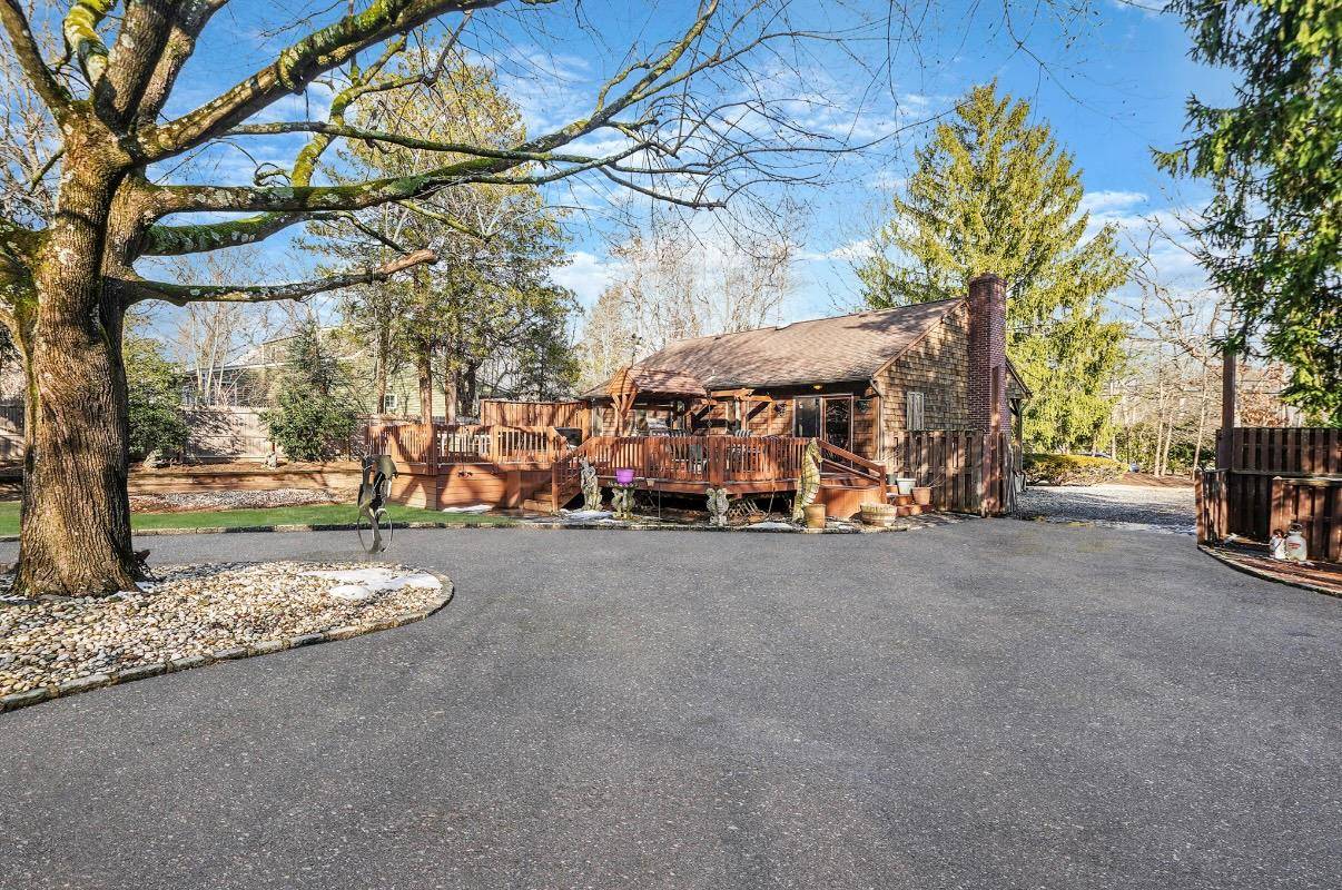 Smithtown, NY 11787,220 Old Willets PATH