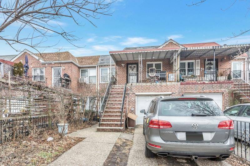 East Elmhurst, NY 11370,2541 72nd ST