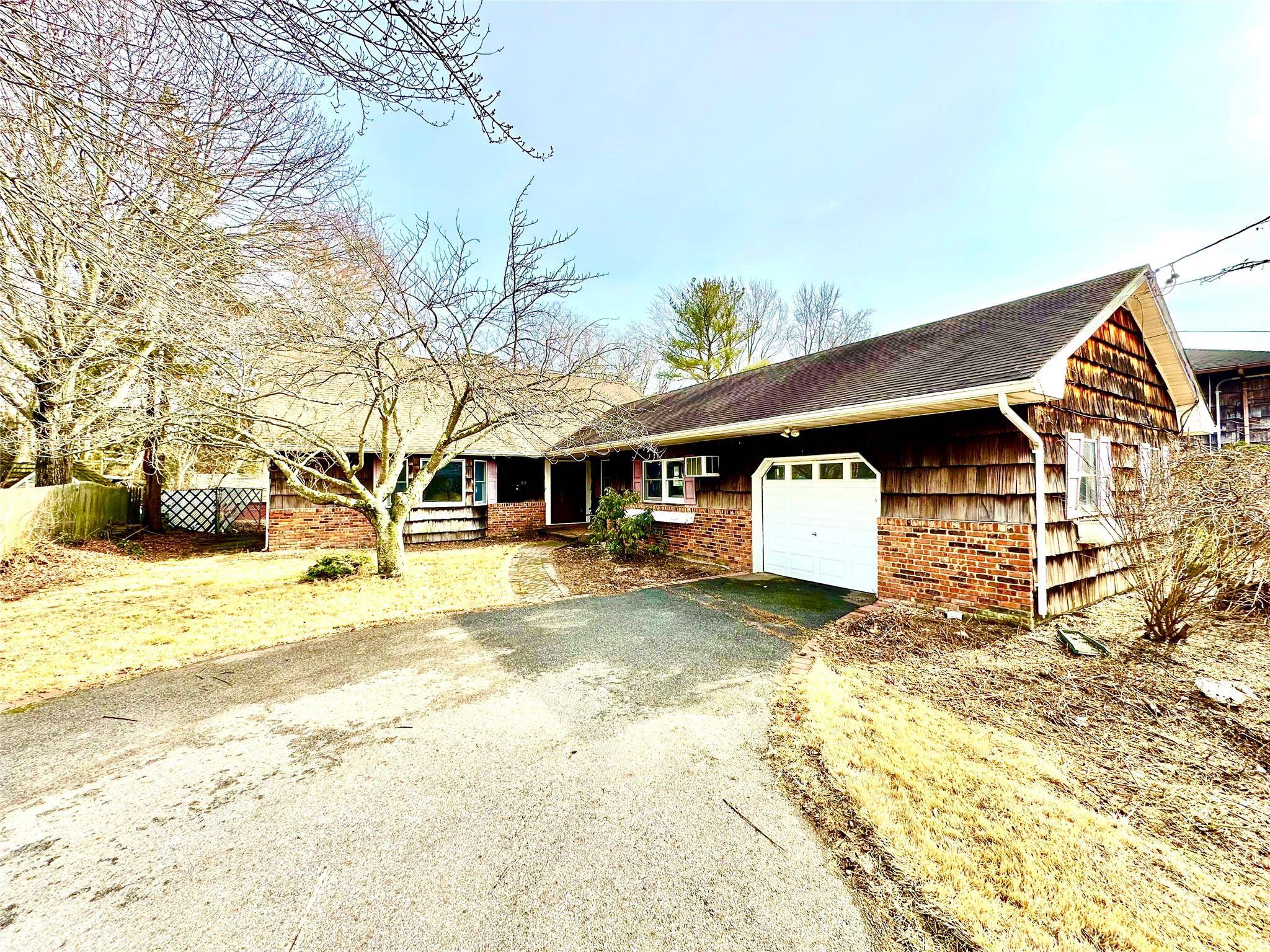 Oakdale, NY 11769,43 W Shore RD