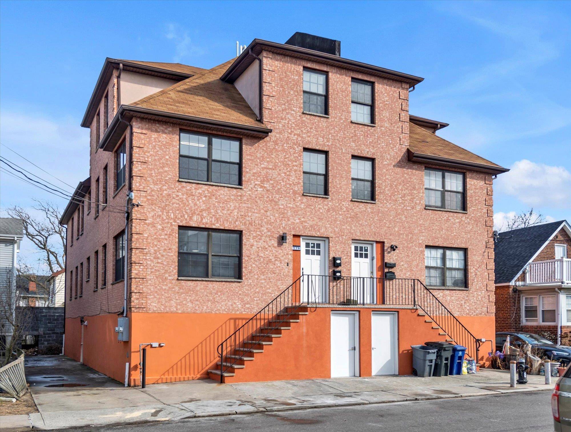 Far Rockaway, NY 11691,170 Beach 4th Street