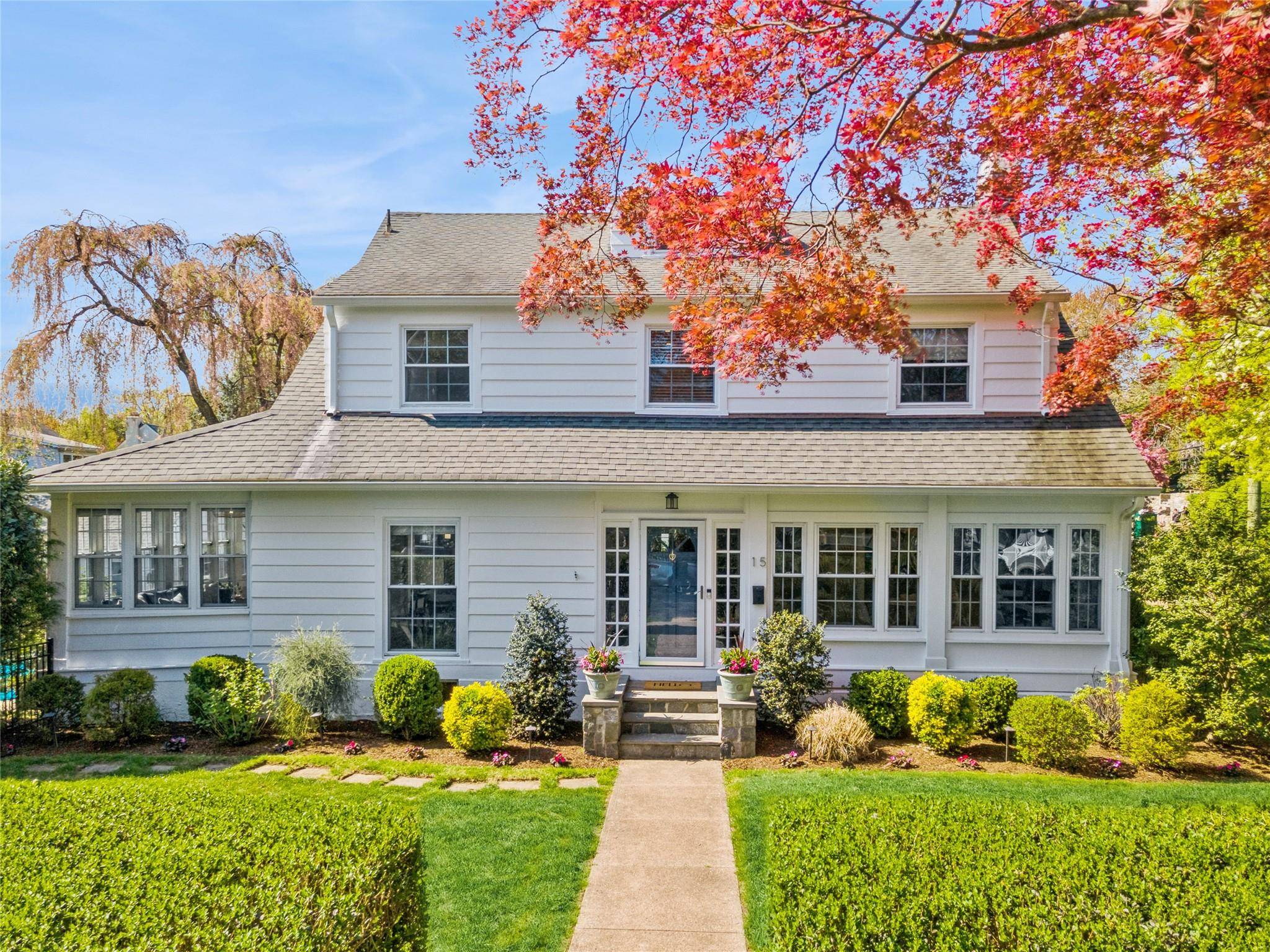 Pelham, NY 10803,15 Witherbee AVE