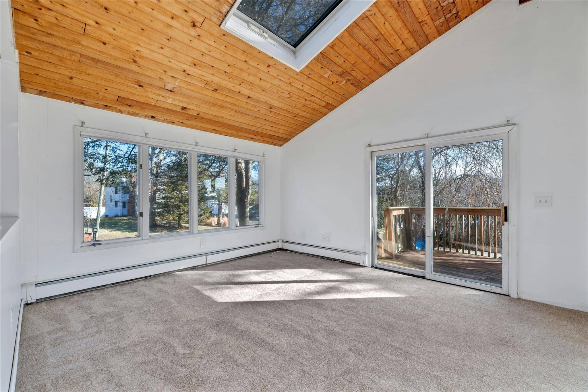 Shoreham, NY 11786,34 John ST