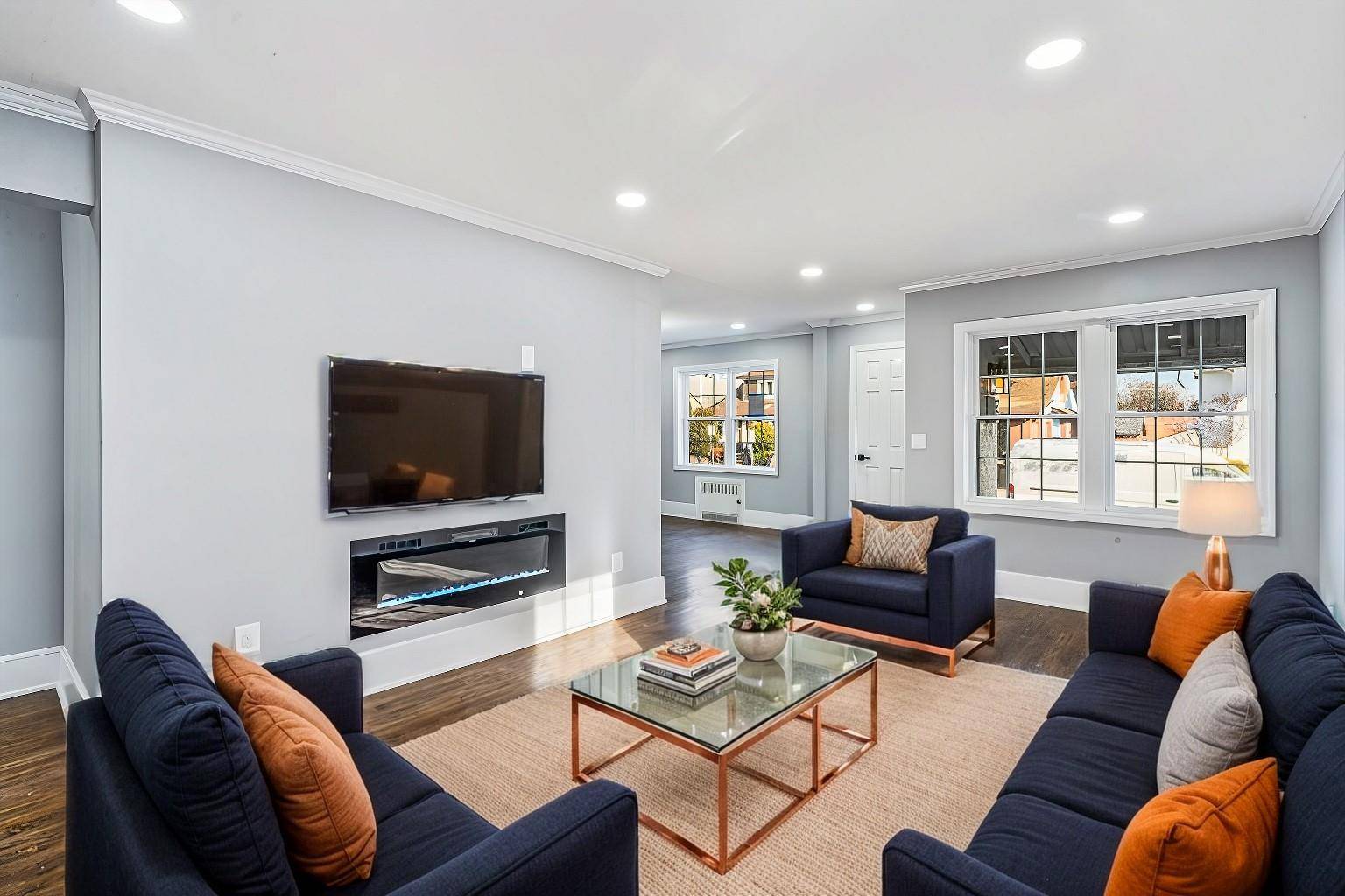 West Hempstead, NY 11552,832 Taft ST