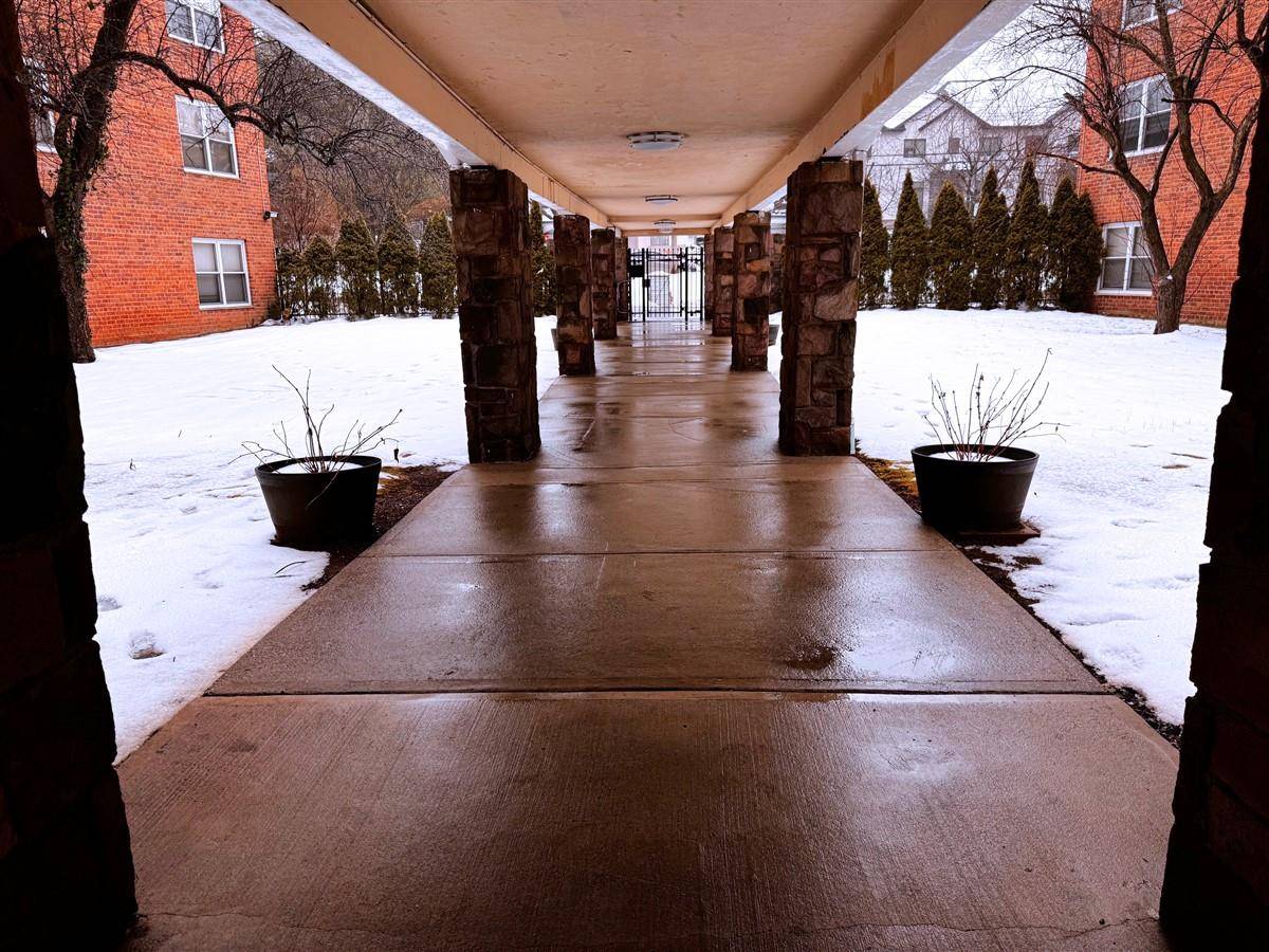 Spring Valley, NY 10977,30 S Cole AVE #3L