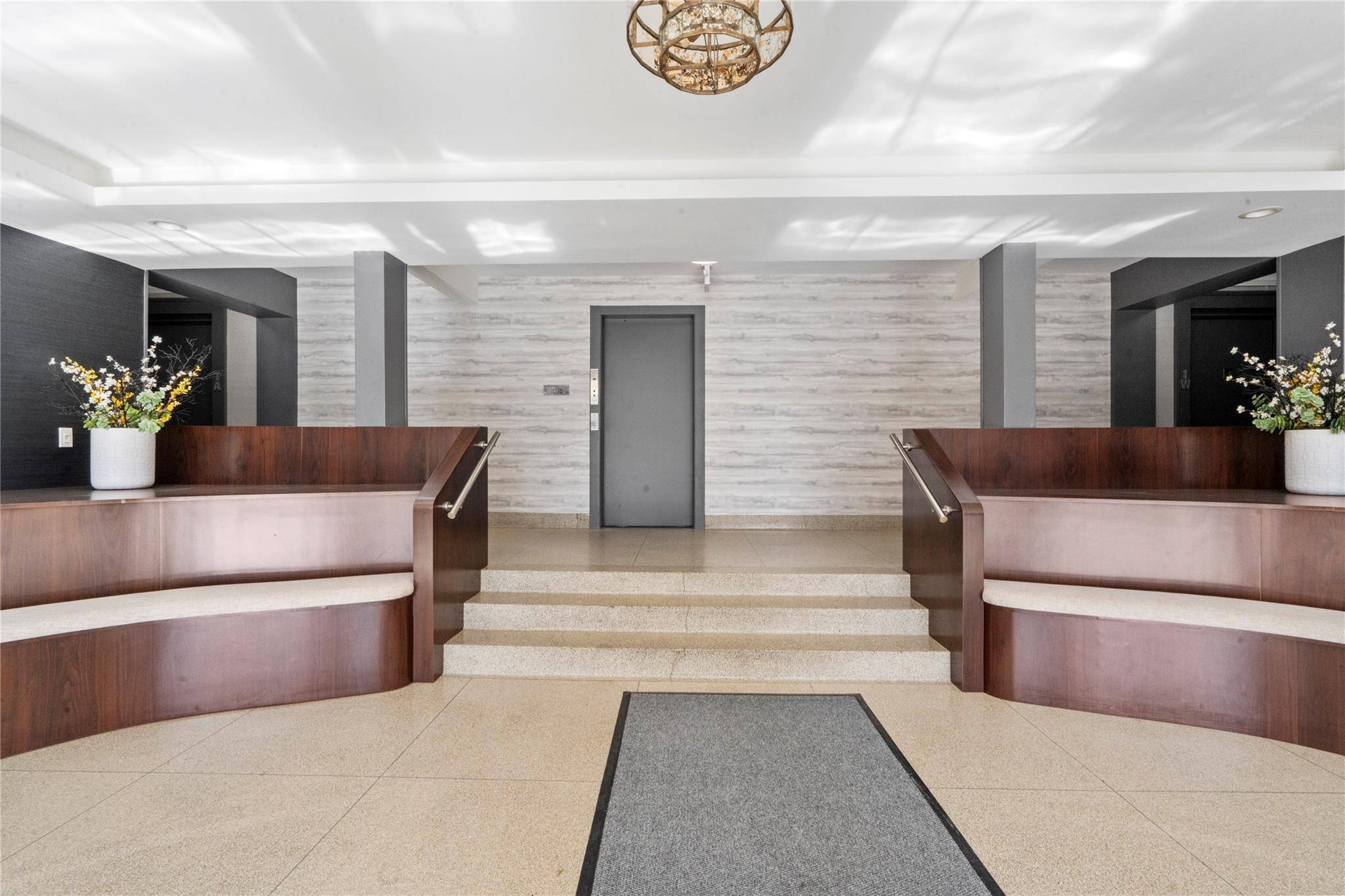 Port Washington, NY 11050,125 Main ST #2N