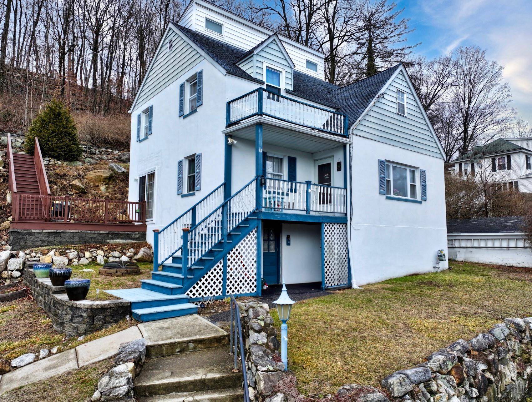 Highland Falls, NY 10928,13 Oak AVE